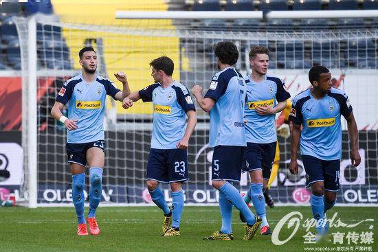  朗斯门将扑点建功保级关键战平局  